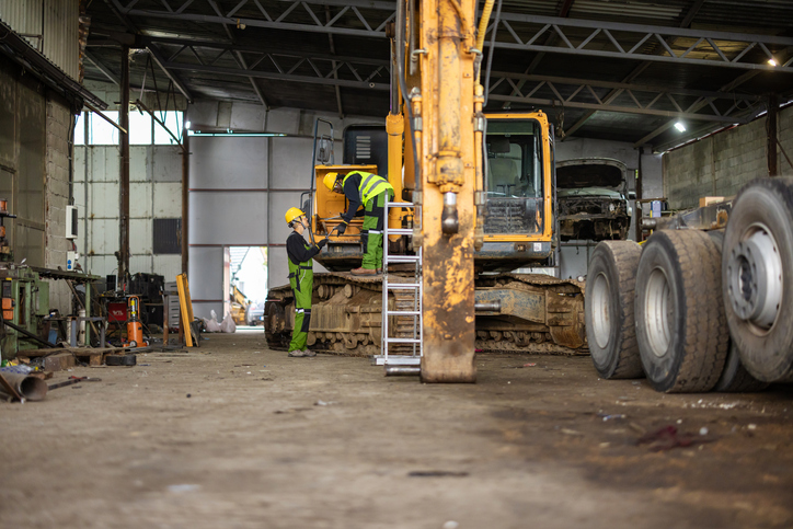 Shop Rate: The Number That Decides Whether Your Maintenance Department Is a Cost Center or a Business